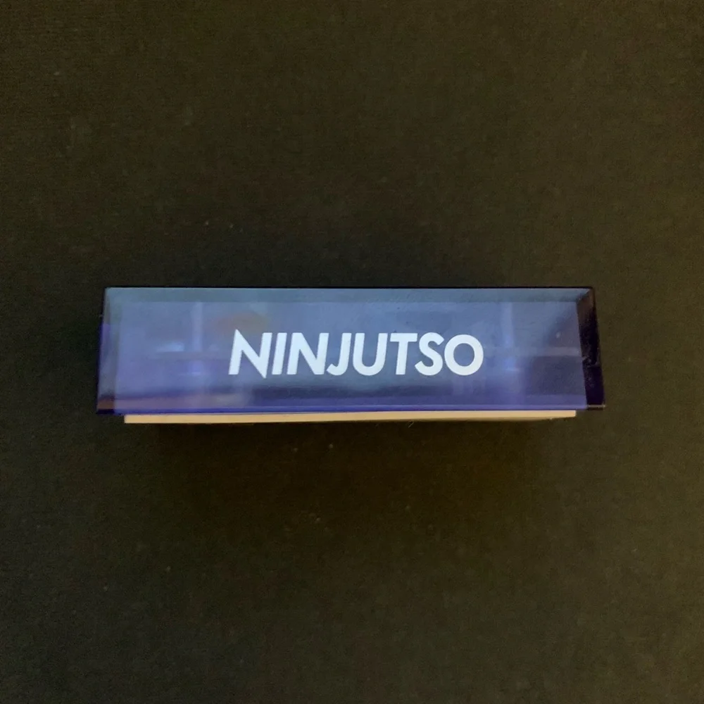 Ninjutso Wireless Mouse in Black and White
